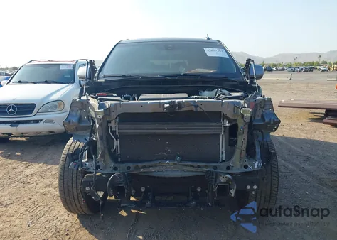 2021 Chevrolet Tahoe 4Wd Rst z USA, uszkodzony, nr VIN 1GNSKRKD2MR438583